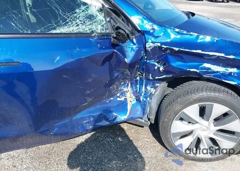 2021 Tesla Model Y from USA, damaged, VIN 5YJYGDEEXMF131163